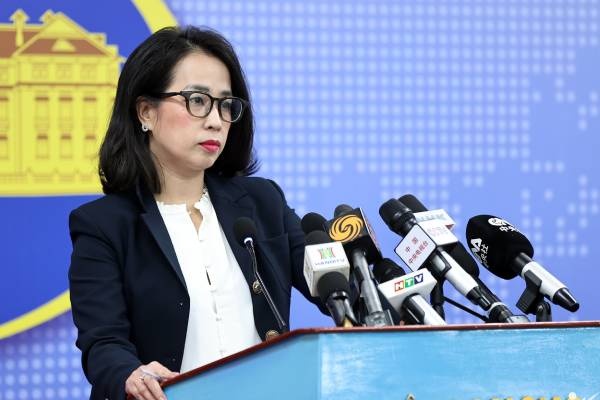 Viet Nam len tieng ve viec tiep nhan nguoi nhap cu do My truc xuat hinh anh