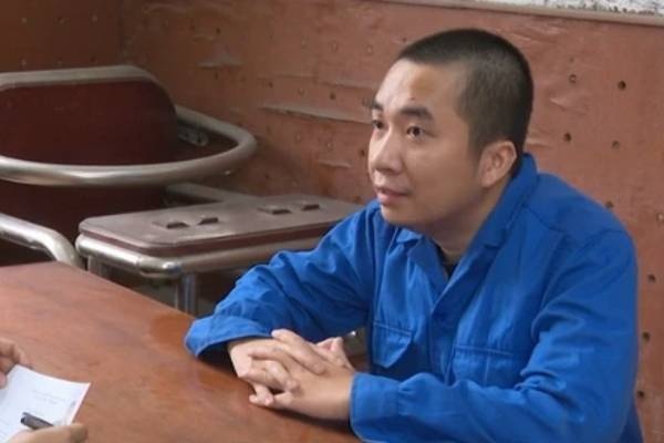 Khoi to doi tuong lua dao chiem doat tai san cua nhieu phu nu hinh anh