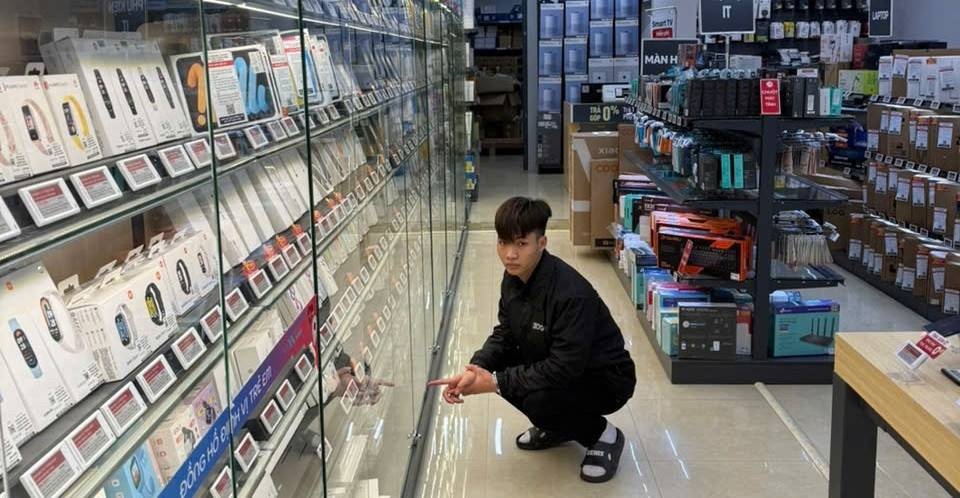 Nhan vien cua hang CellphoneS o Bac Ninh trom cap 26 dien thoai iPhone hinh anh