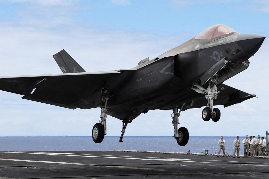 Canada xem xet lai thuong vu mua F-35 trong boi canh cang thang voi My hinh anh