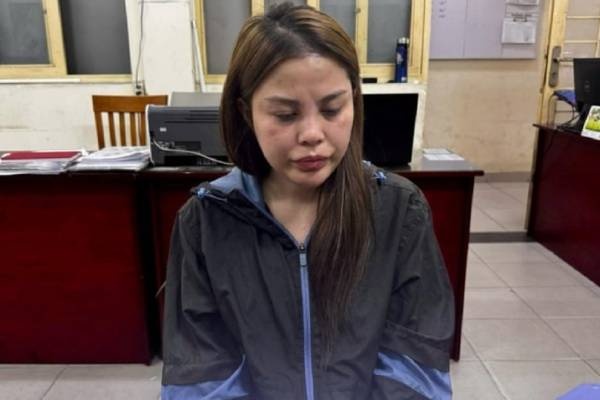 Nu quai bi truy na tim duong tron sang Campuchia hinh anh