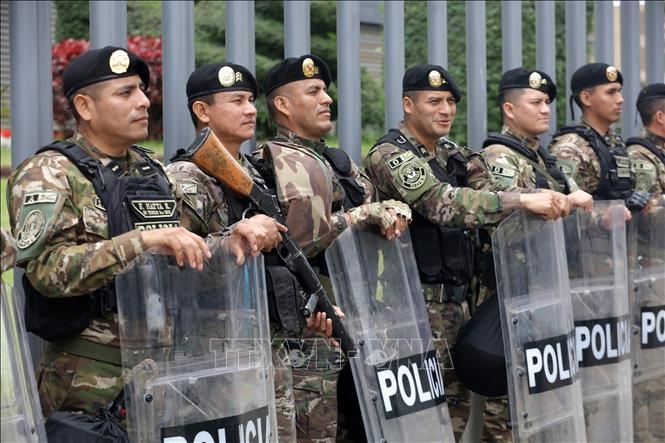 Peru ban bo tinh trang khan cap vi cac vu giet nguoi tong tien hinh anh