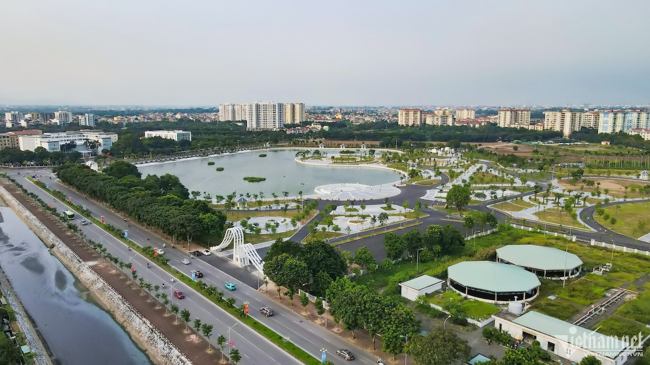 Ha Noi, cong vien anh 1