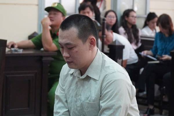VKSND quan 1 khang nghi vu tai xe danh nguoi o cong Benh vien Tu Du hinh anh