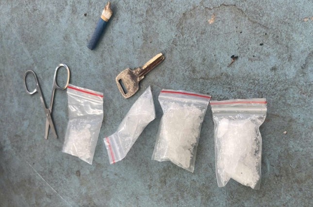 Mua ban ma tuy,  Phong tro anh 2