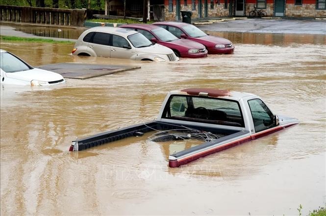 Bao lon tai My lam 17 nguoi tu vong hinh anh