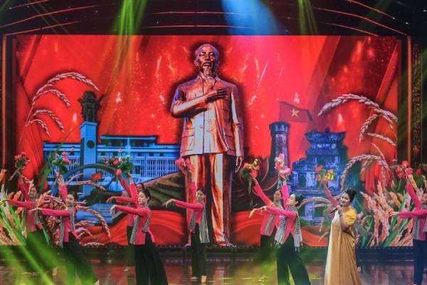 An tuong Chuong trinh truyen hinh 'Ban truong ca hoa binh' tai 3 mien hinh anh