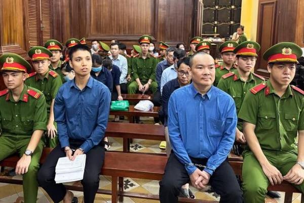 Xet xu vu TT day nghe lai xe Sai Gon cap 39.000 chung chi trai luat hinh anh