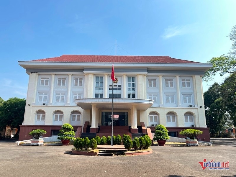 tuyen dung giao vien anh 1