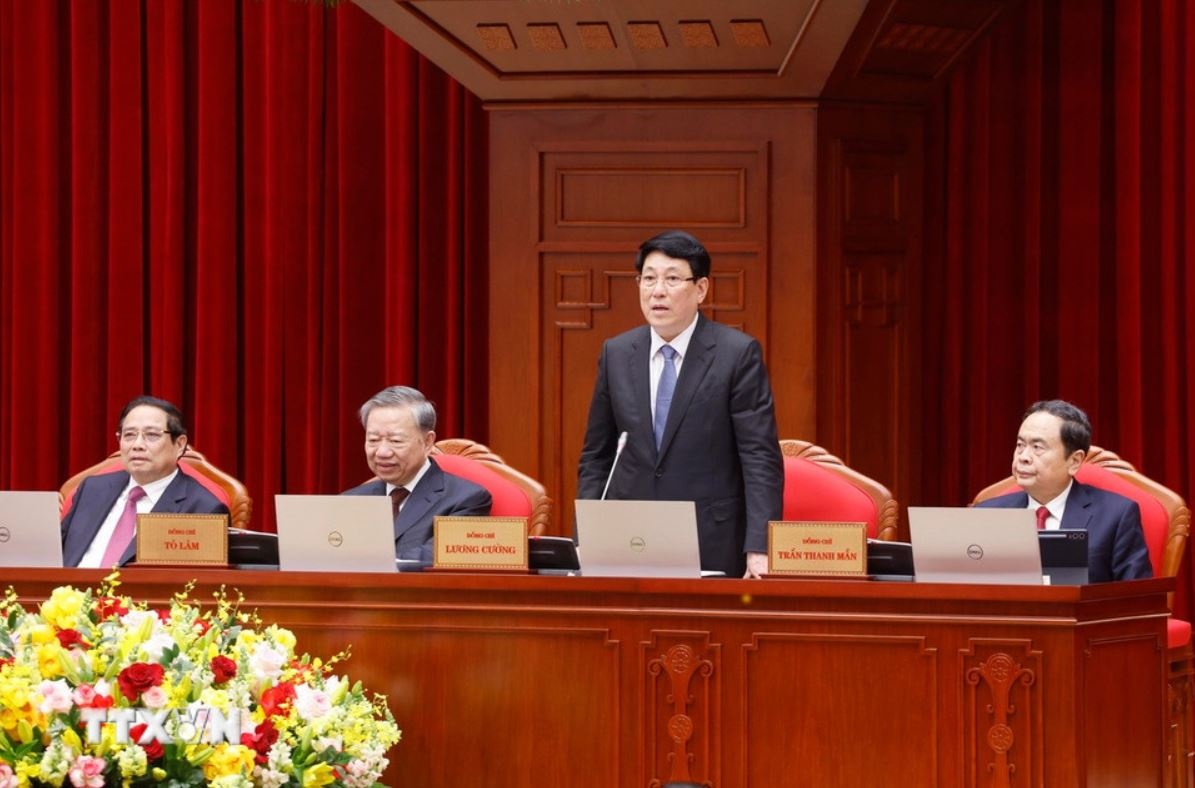 Hoi nghi Trung uong 11 anh 2