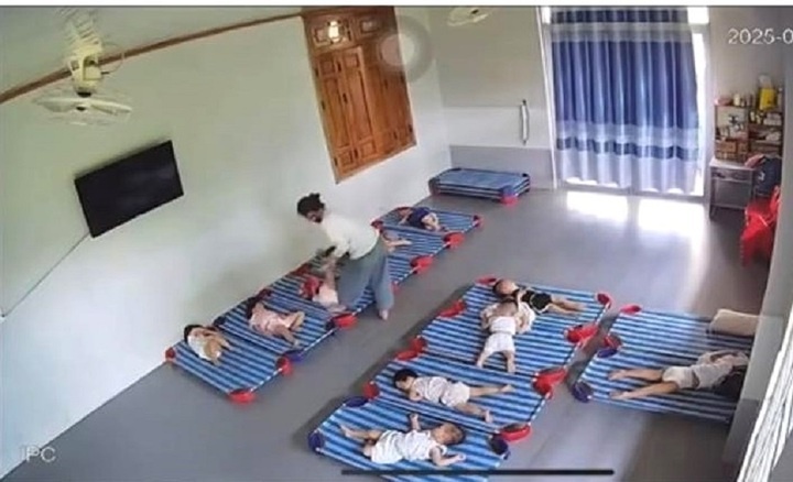 Bao mau danh dap,  Nhet thanh nhua,  Vao mieng tre anh 2