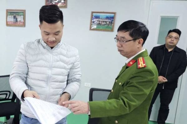 Vu sua bot gia quy mo lon: He sinh thai co toi 9 cong ty hinh anh