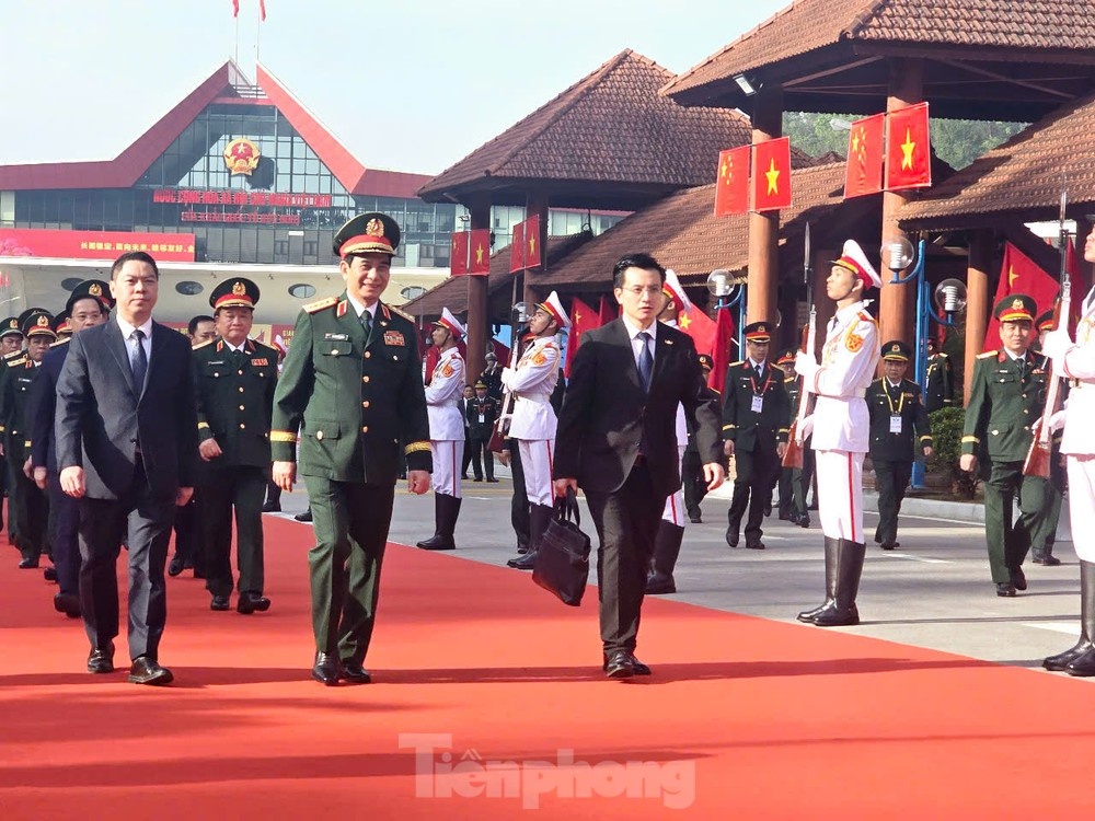 Phan Van Giang Quoc phong anh 4