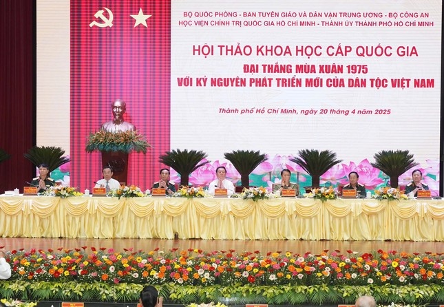 Dai thang mua Xuan anh 1