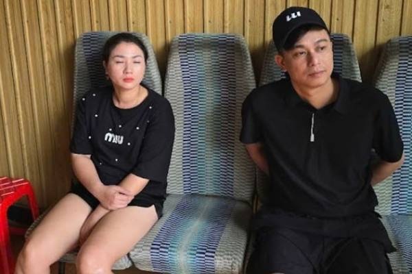 Bat doi vo chong giup hung thu Bui Dinh Khanh bo tron hinh anh