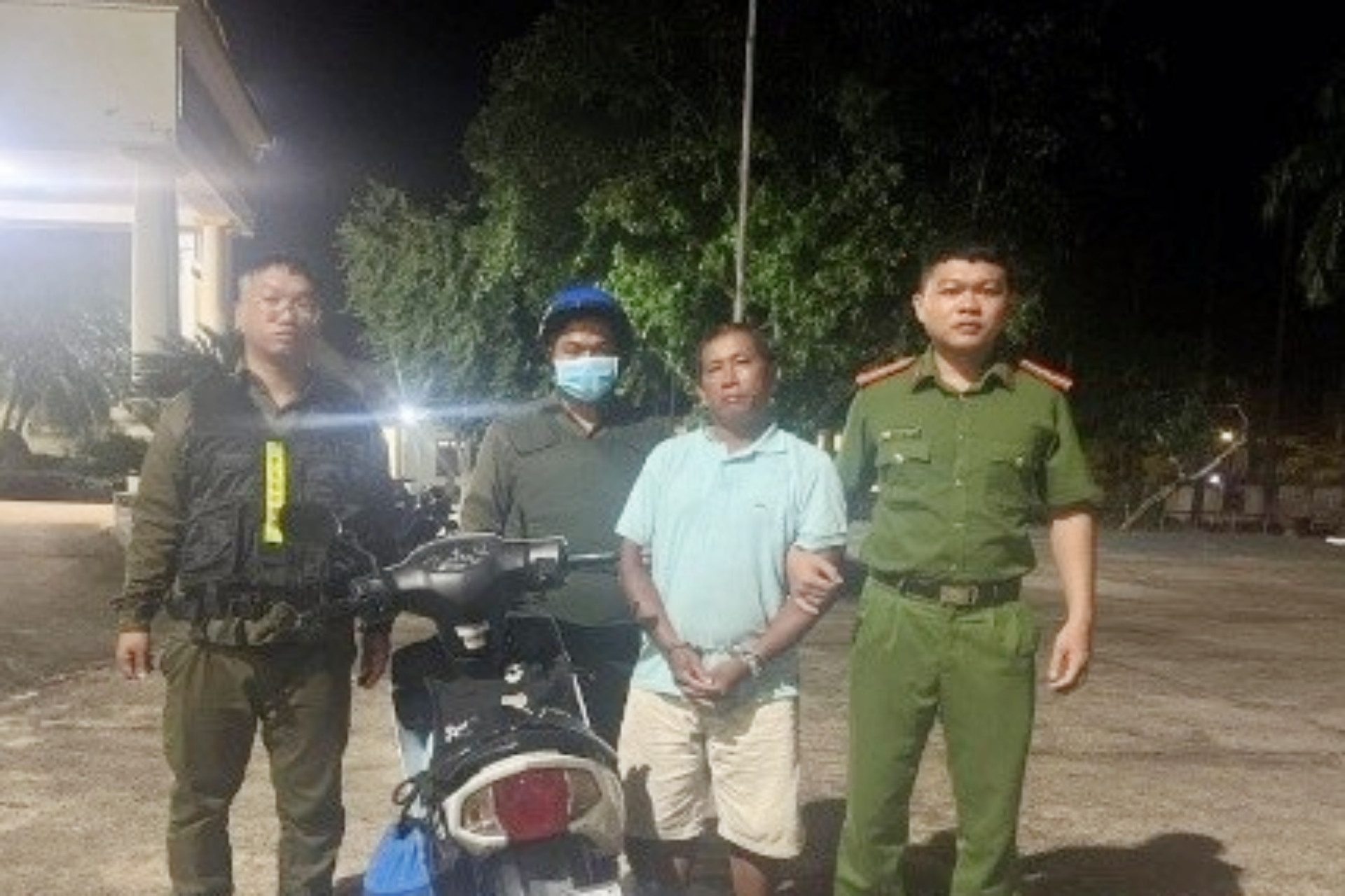 nghi pham hiep dam anh 1