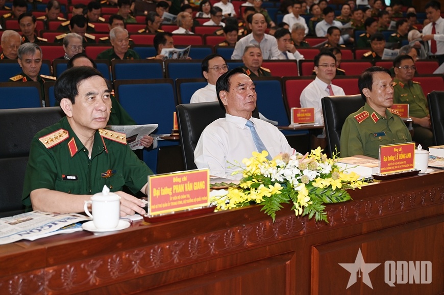 Dai thang mua Xuan anh 2