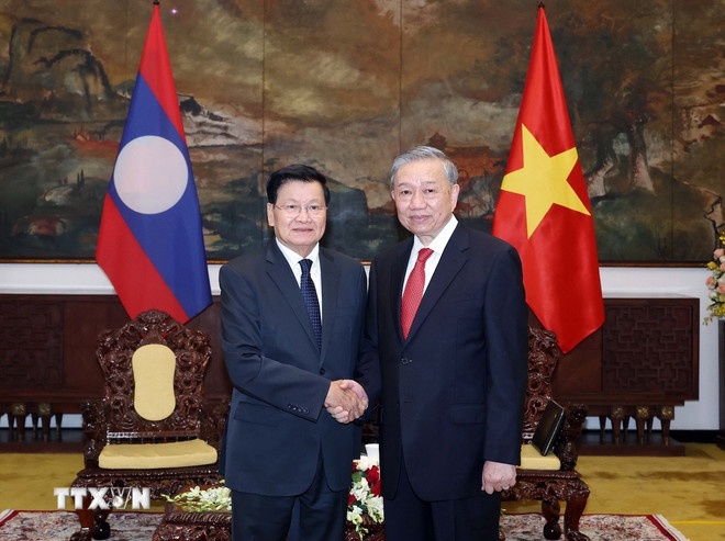 Viet Nam,  Lao anh 2