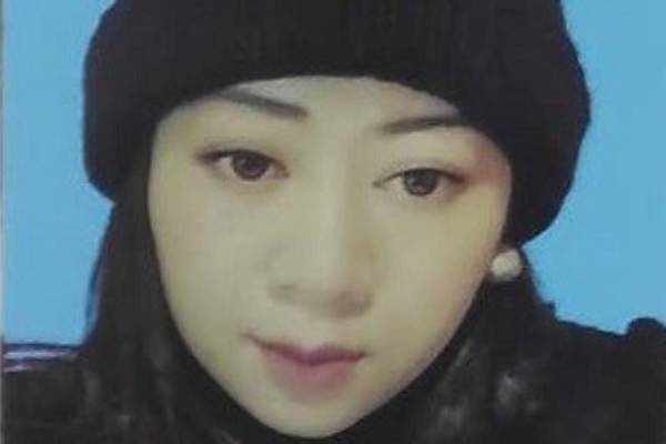 Truy na nguoi phu nu lua dao chiem doat gan 30 ty dong hinh anh