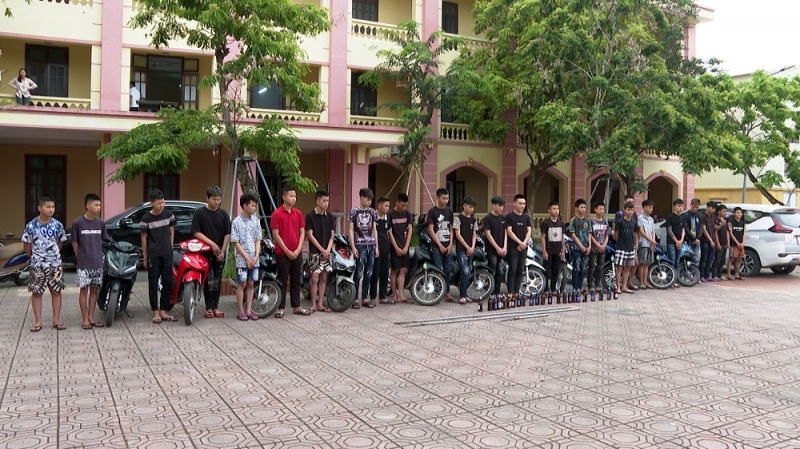 gay roi trat tu anh 1