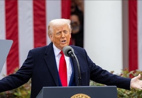 Ong Trump len tieng sau khi My ky thoa thuan khoang san voi Ukraine hinh anh