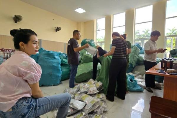 Manh moi phat hien duong day thuoc ho tro sinh ly gia, thu loi 20 ty hinh anh