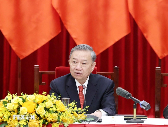 Tong Bi thu anh 2