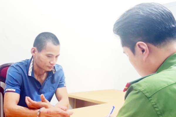 Ke cuop ngan hang VietinBank bi khoi to 2 toi danh hinh anh