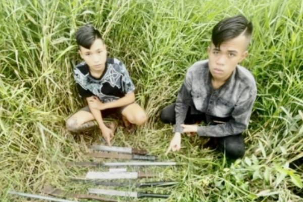 Xach ca bao hung khi di giai quyet mau thuan, 22 doi tuong bi khoi to hinh anh