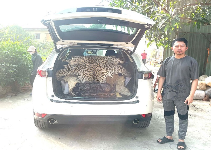Khoi to,  Tai xe Mazda CX5,  Dang  Hoang Giang anh 1