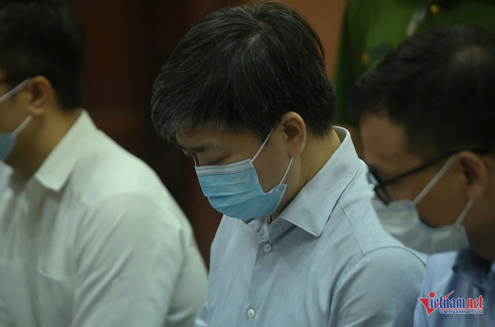 Xuyen Viet Oil,  Ngan hang VietinBank,  Chu tich Vietinbank anh 1