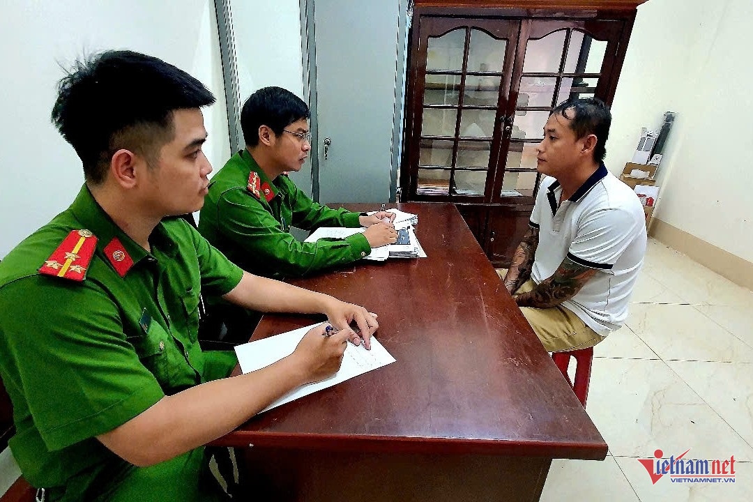 Thue 3 oto,  Tu lai,  Mang di cam co anh 1