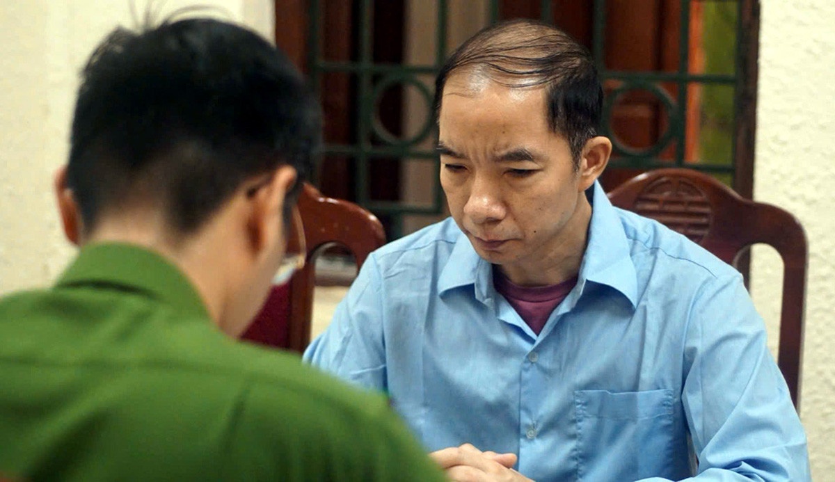 Loi khai,  Nhan hoi lo anh 1
