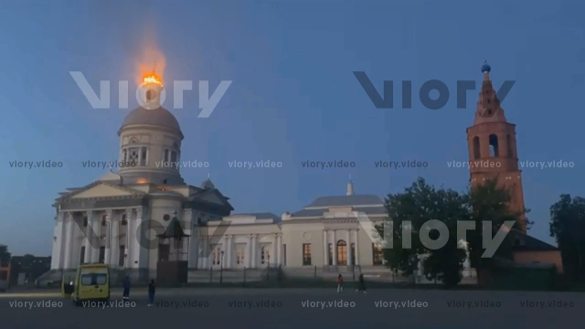 Video UAV Ukraine pha huy mai vom nha tho co o Nga hinh anh