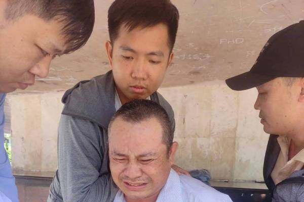 Loi khai nghi pham tiet lo nguyen nhan dung dao sat hai hang xom hinh anh