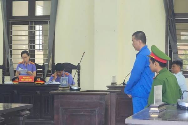 Sep ngan hang hach toan khong gan 14 ty dong de danh bac hinh anh