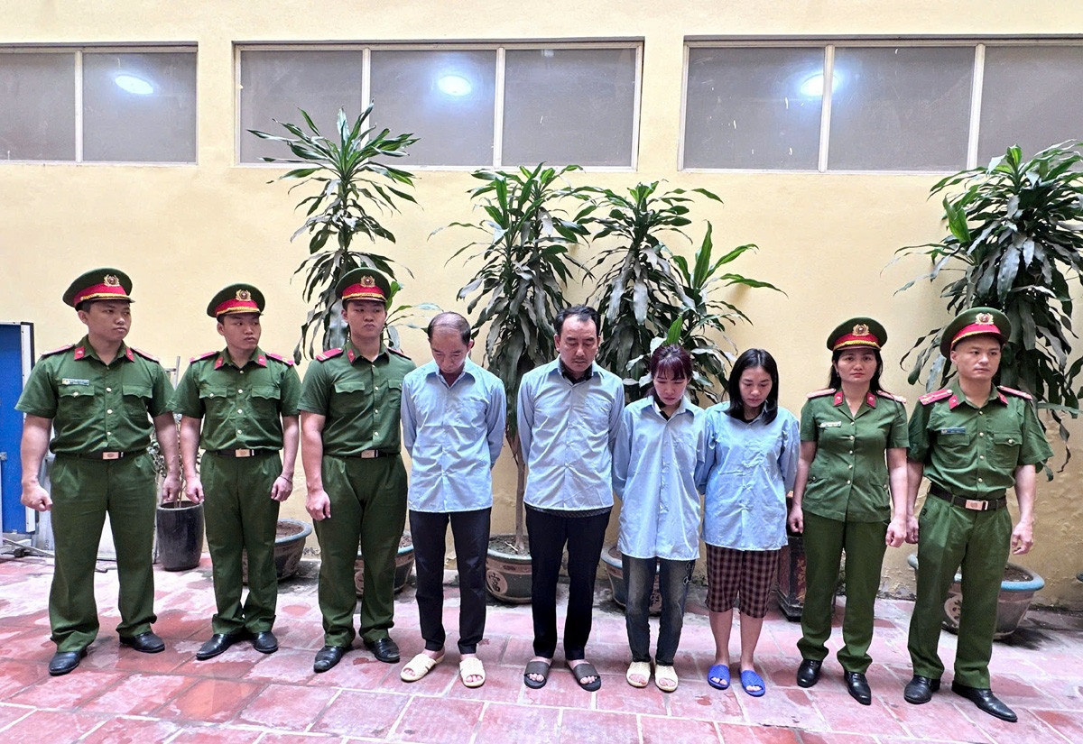 Nhan hoi lo,  Phuong Hoang Liet,  Hoang Mai,  Ha Noi anh 2