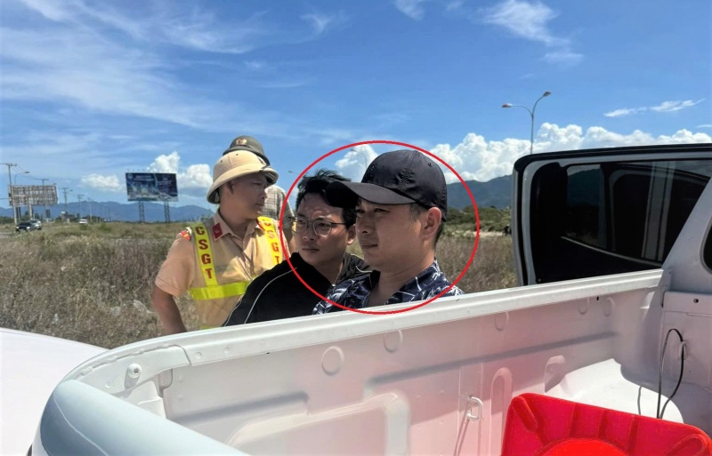 Dap pha quan pho anh 2