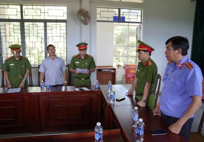 Gia Lai,  Khoi to can bo,  Lam nghiep Dak Rong anh 3