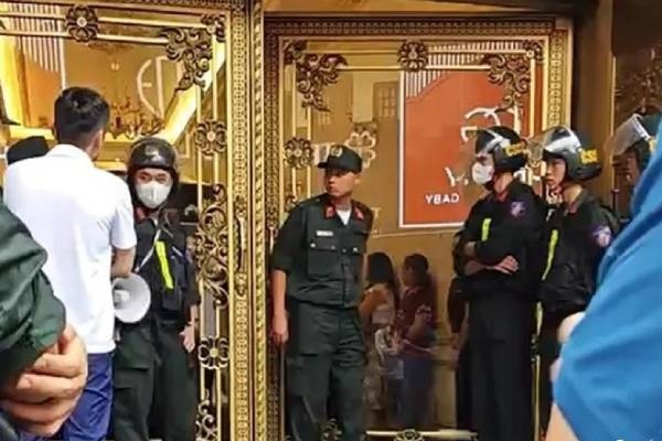 Tu vu trum giang ho Tuan 'than den' bi kham nha, hanh vi bao ke la gi? hinh anh