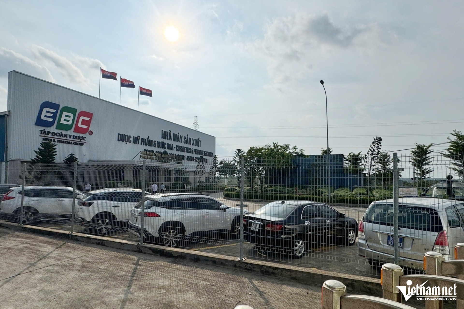 Doan Di Bang,  Chong Doan Di Bang,  Quang cao hang gia,  Buon ban hang gia,  EBC Dong Nai,  Y te EBC,  Cty EBC Dong Nai,  Dich vu VB Group anh 4