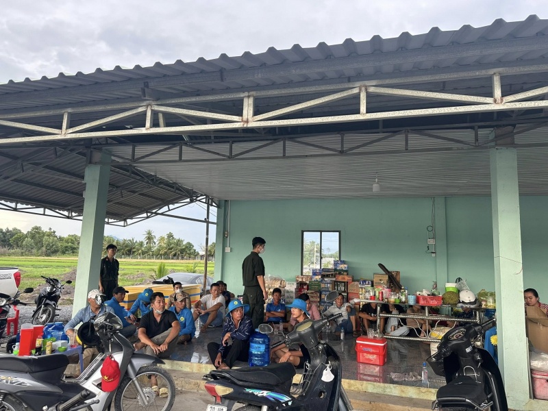 Song bac nup bong,  Cong ty cau ca anh 2