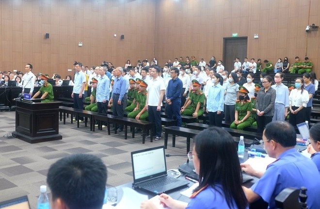 Trinh Van Quyet,  An Trinh Van Quyet,  Tap doan FLC,  Chu tich FLC,  Cong ty FLC,  FLC Faros anh 1