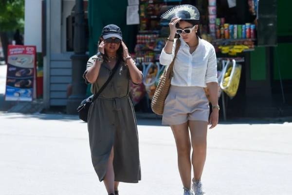 Thoi tiet ngay 8/6: Nang nong gay gat o nhieu noi tren ca nuoc hinh anh