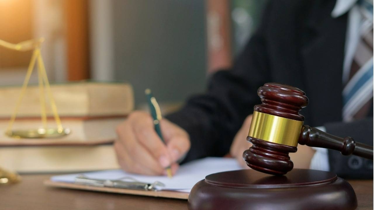 Chuyen nghe phan xu hinh anh