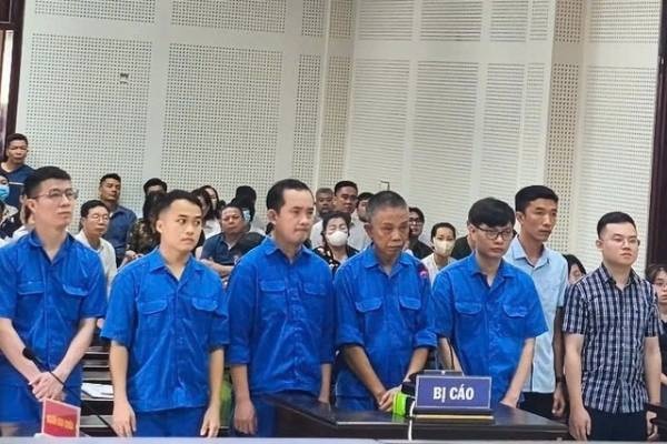 2 doi giam doc Quan trac Tai nguyen va Moi truong Quang Ninh sai pham hinh anh