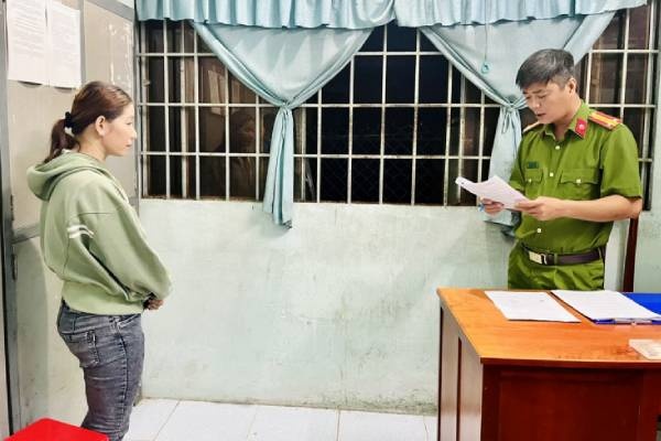 Mau thuan tu chuyen dan thu cung, mot nguoi thiet mang hinh anh