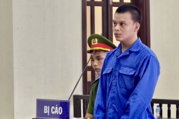 Thieu nu bi ban trai moi quen sat hai, hiep, cuop khi ru ve nha choi hinh anh