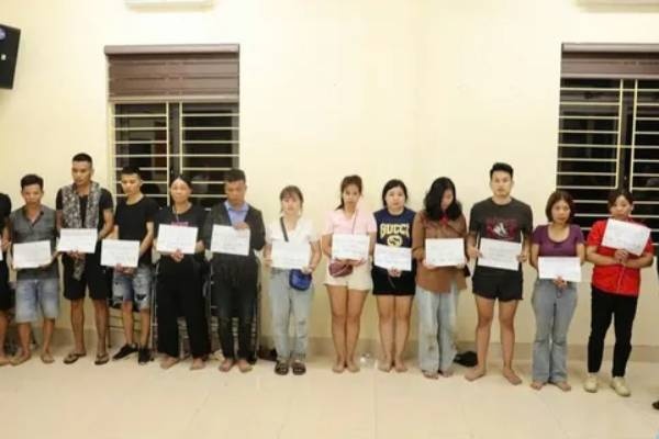 Triet xoa song bac 'an minh' tren doi que hinh anh