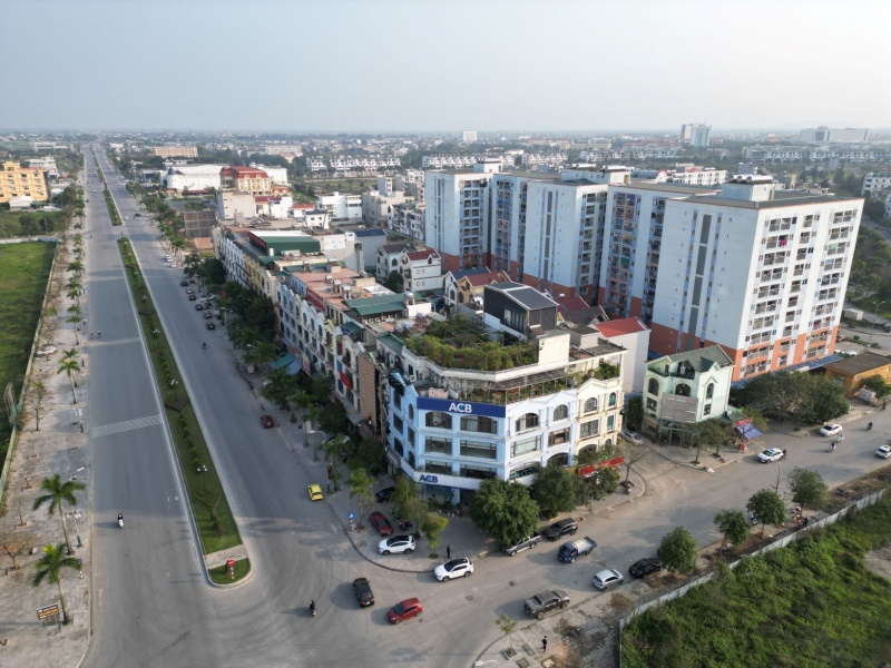 Du an cua FLC,  Chu tich FLC,  Giam doc FLC,  Chi nhanh FLC TH,  Tap doan FLC,  Nguyen Duc Quyen anh 2